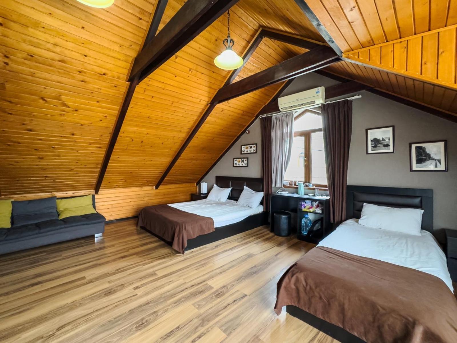 Hotel New Metekhi Тбілісі Екстер'єр фото