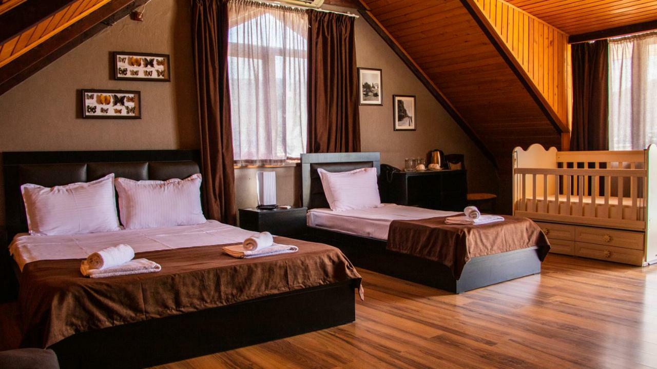 Hotel New Metekhi Тбілісі Екстер'єр фото
